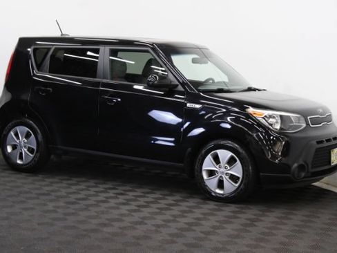 Used 2015 Kia Soul FWD image 3