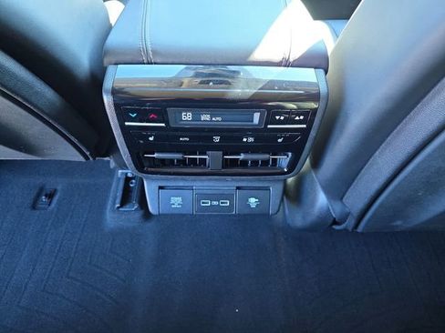 Used 2022 Acura MDX SH-AWD w/ Advance Package image 12