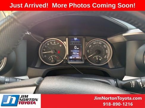 Used 2021 Toyota Tacoma SR5 image 11