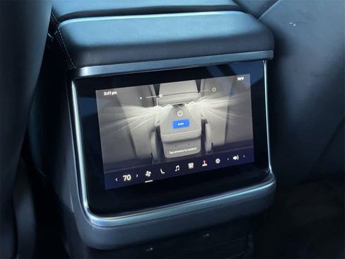 Used 2022 Tesla Model X Plaid image 30