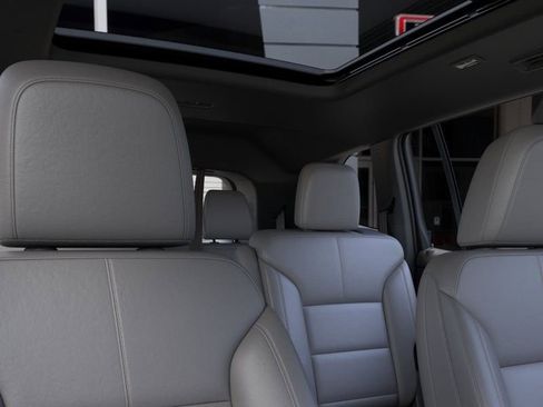 New 2026 GMC Acadia Elevation w/ Super Cruise Package FWD image 25