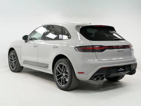 Used 2026 Porsche Macan Turbo AWD/4WD image 3