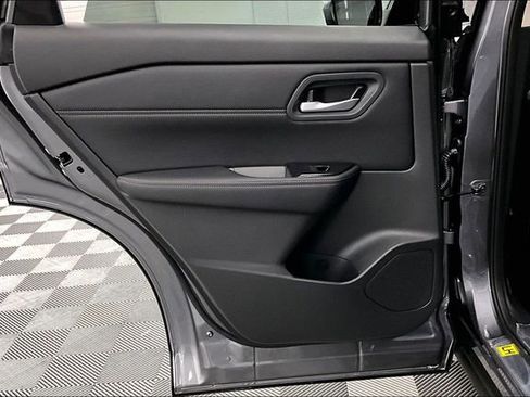 New 2026 Nissan Rogue SV FWD image 33
