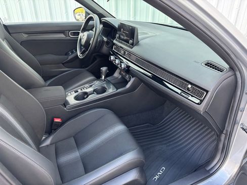 Used 2023 Honda Civic Sport image 35