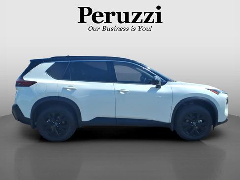 Certified 2023 Nissan Rogue SV w/ SV Premium B Package AWD/4WD image 2