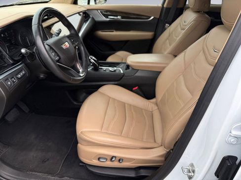Certified 2024 Cadillac XT6 Premium Luxury w/ Platinum Package AWD/4WD image 10