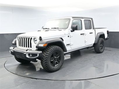 Used 2023 Jeep Gladiator Sport