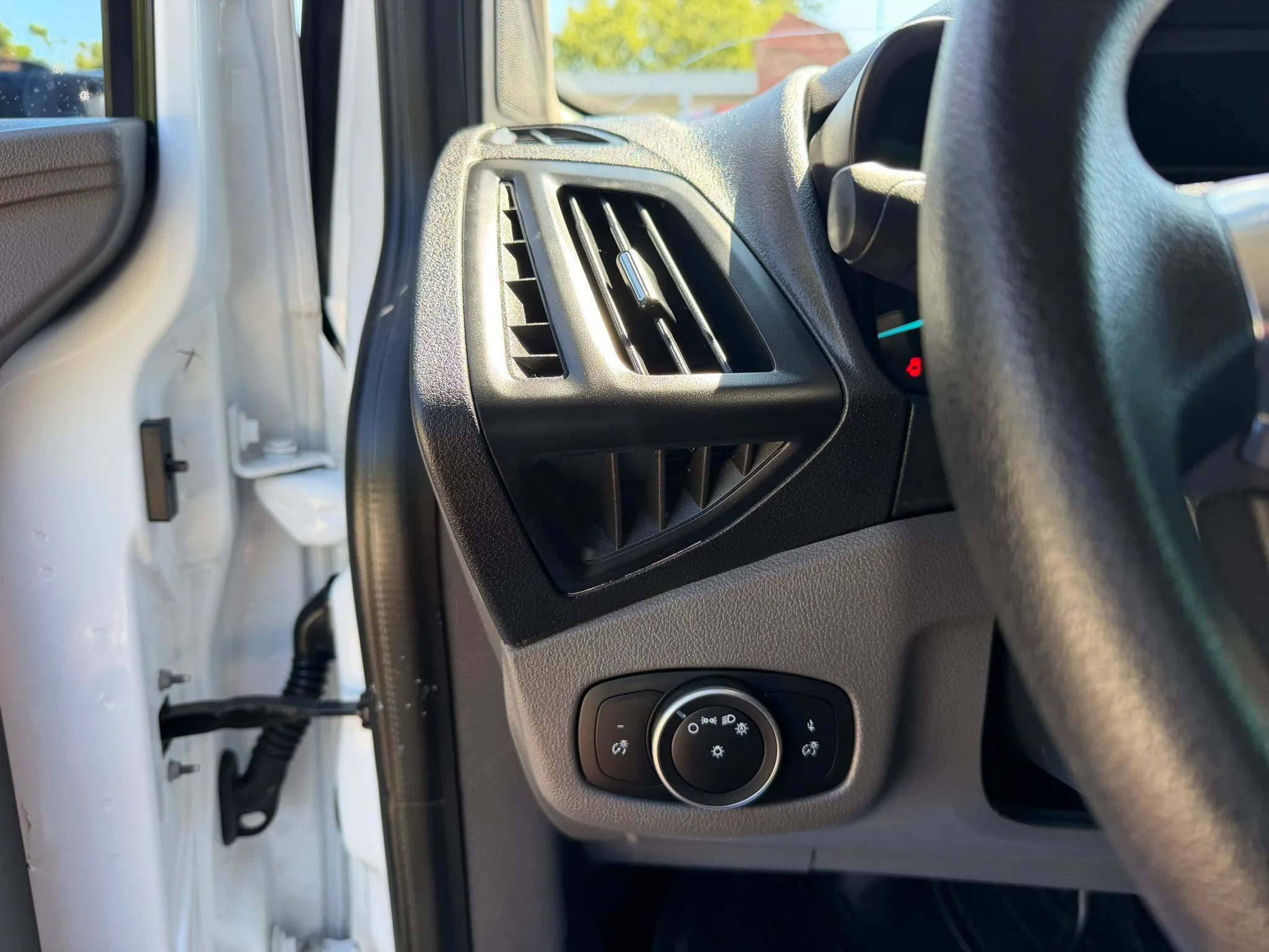Used 2022 Ford Transit Connect XL w/ CNG/LPG Engine Prep Package FWD image 15