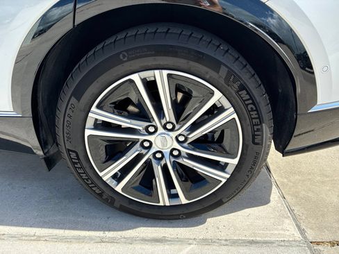 Used 2024 Cadillac Lyriq Luxury w/ LPO, Floor Liner Package AWD/4WD image 44