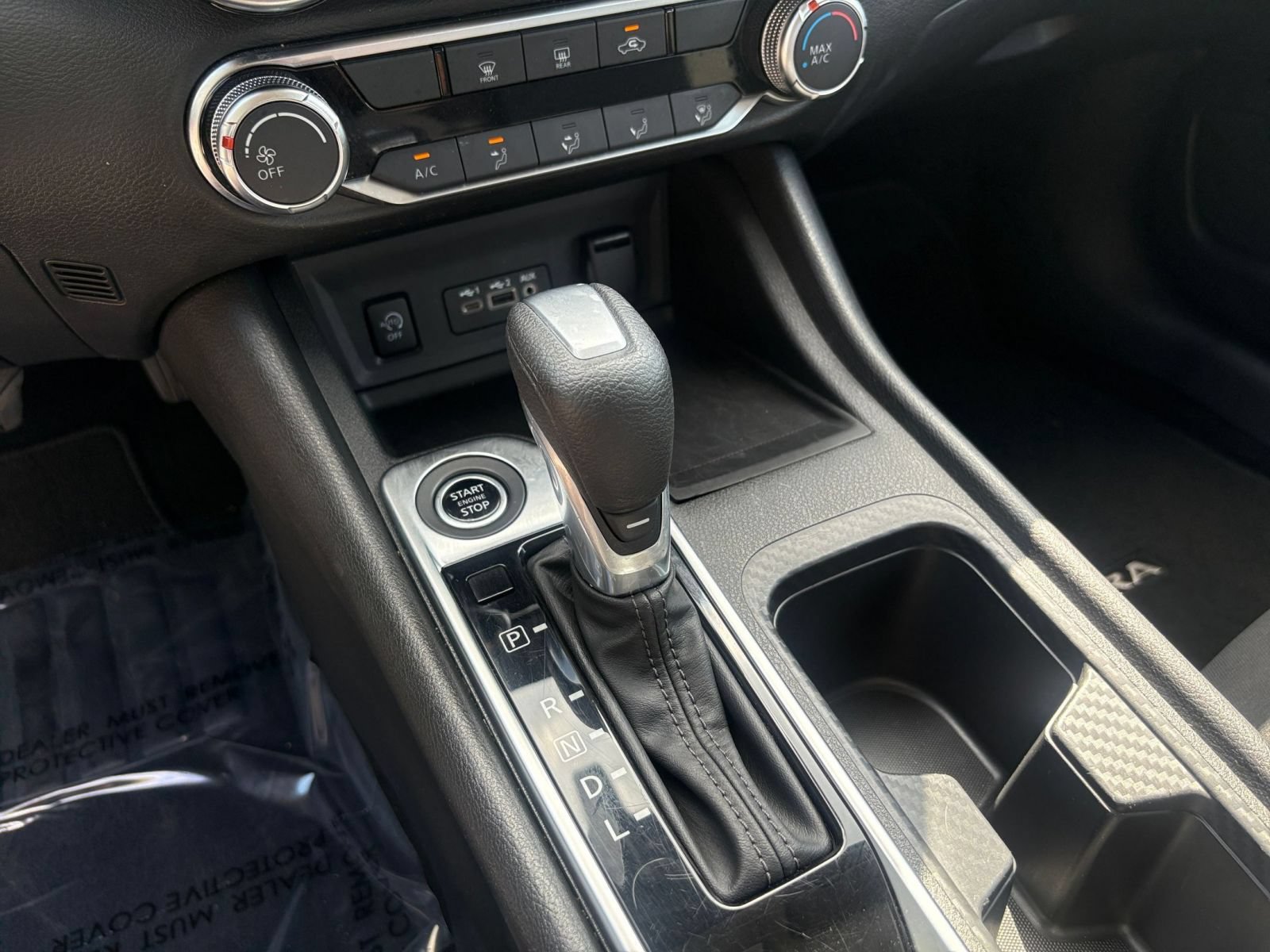 Used 2025 Nissan Sentra SV FWD image 35