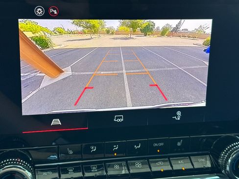 New 2025 GMC Canyon Elevation w/ Convenience Package image 20