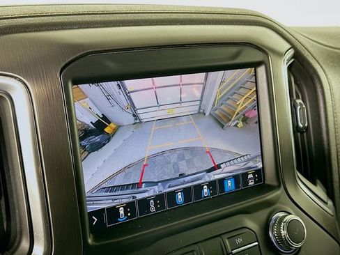 Used 2021 GMC Sierra 2500 AT4 w/ AT4 Premium Plus Package image 15