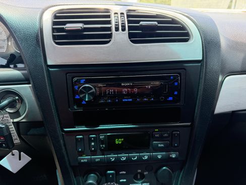 Used 2003 Ford Thunderbird RWD image 22