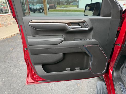 Used 2023 GMC Sierra 1500 Elevation image 12