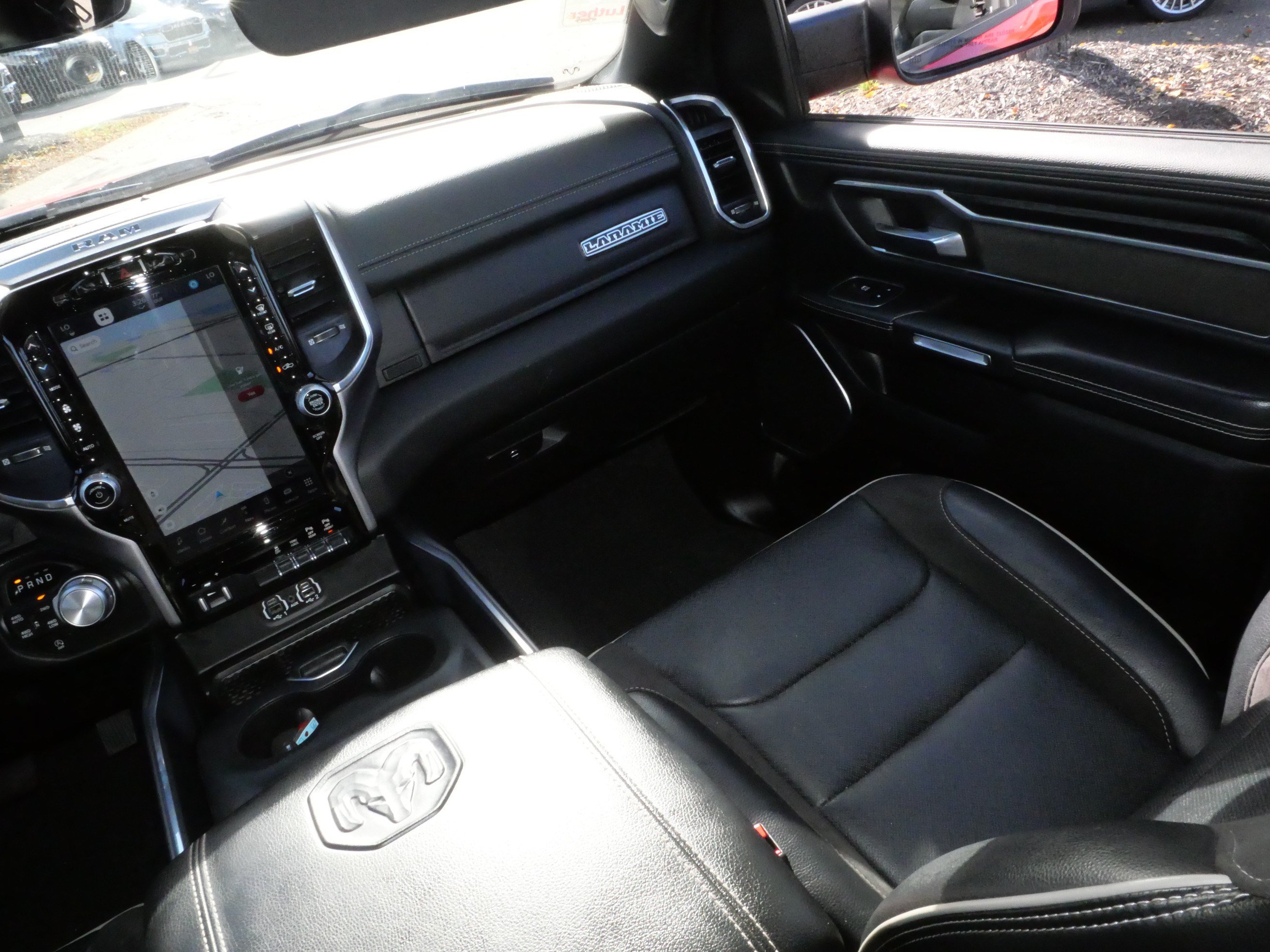 Used 2023 RAM 1500 Laramie AWD/4WD image 11