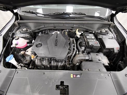 Certified 2025 Kia Sorento S image 12