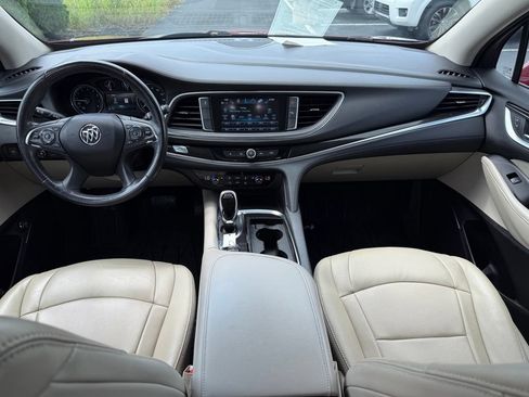 Used 2019 Buick Enclave Essence FWD image 33