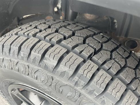 Used 2019 Jeep Wrangler Sport AWD/4WD image 5