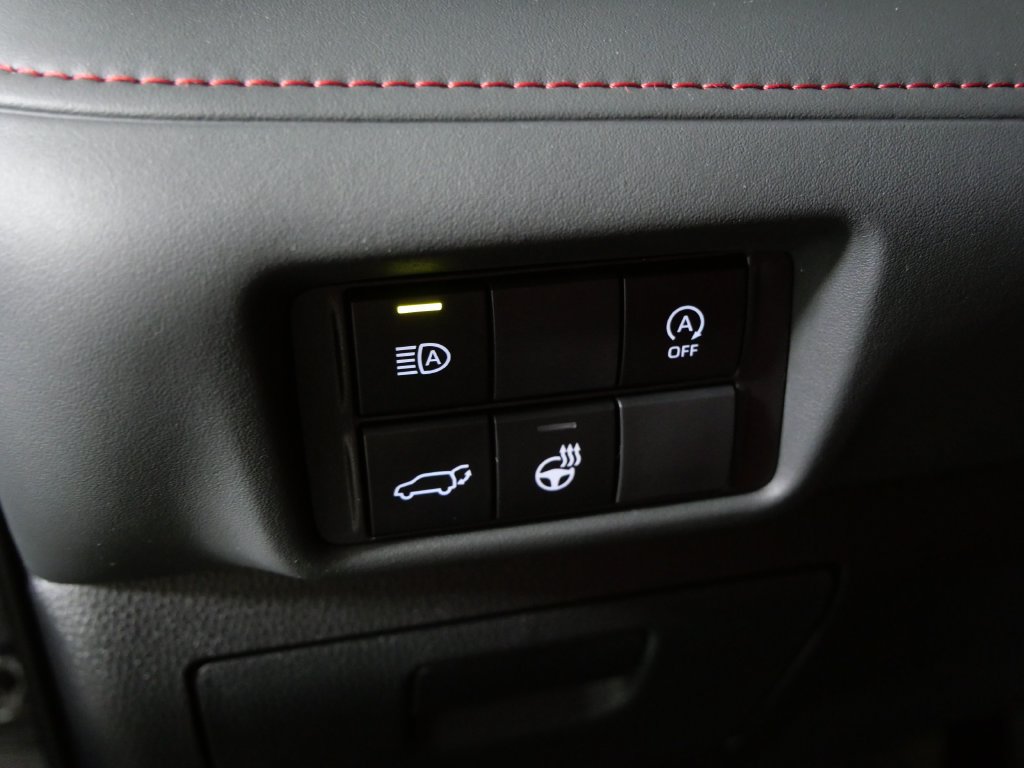 Used 2024 Toyota Highlander Limited AWD/4WD image 17