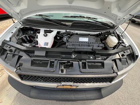 Used 2025 Chevrolet Express 2500 w/ Driver Convenience Package RWD image 37