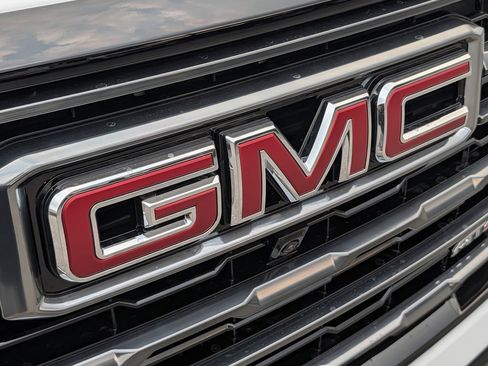 New 2026 GMC Yukon XL AT4 w/ AT4 Premium Package AWD/4WD image 38