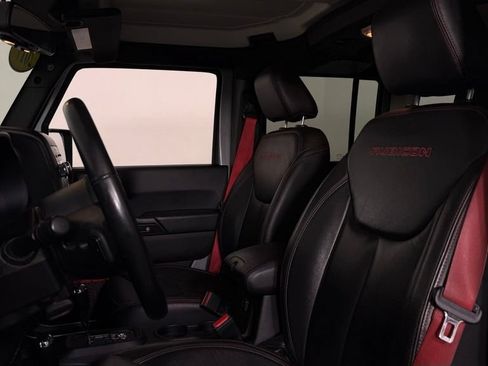 Used 2017 Jeep Wrangler Unlimited Rubicon AWD/4WD image 15