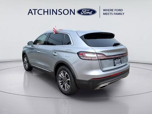 Used 2023 Lincoln Nautilus FWD image 7