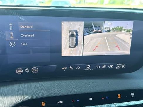 Used 2025 Buick Enclave Preferred FWD image 20