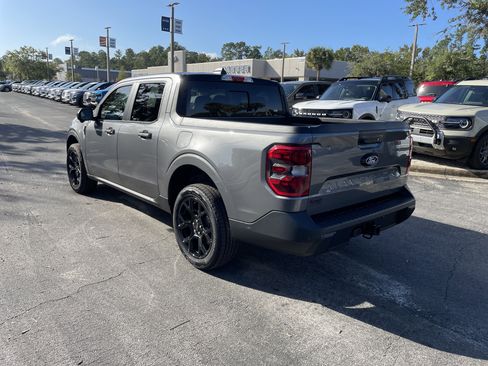 New 2025 Ford Maverick Lariat w/ Black Appearance Package image 5