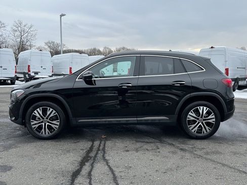 Used 2025 Mercedes-Benz GLA 250 4MATIC image 4