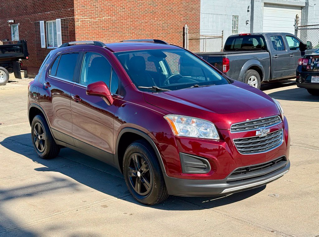 Used 2016 Chevrolet Trax LT w/ LT Convenience Package AWD/4WD image 4