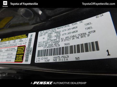 Used 2024 Toyota Tundra Limited image 8