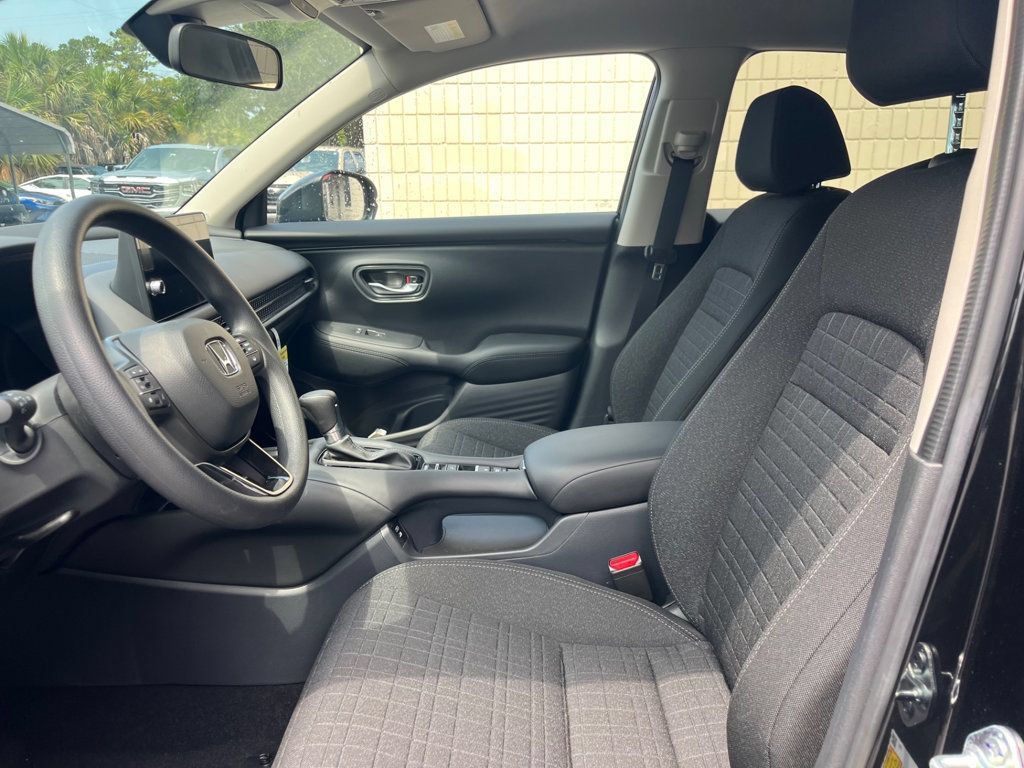Used 2026 Honda HR-V LX image 11