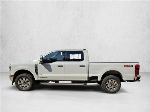 New 2026 Ford F250 Lariat w/ Chrome Package image 5