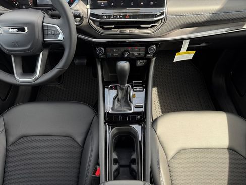 New 2026 Jeep Compass Latitude AWD/4WD image 20
