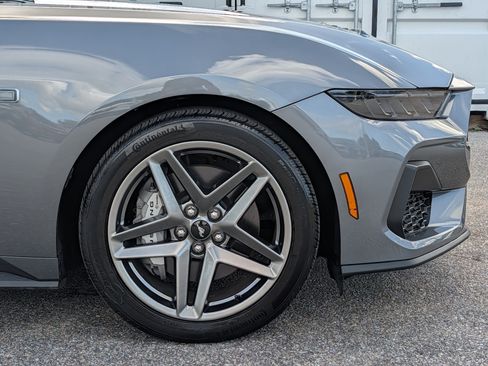 Used 2025 Ford Mustang GT RWD image 11