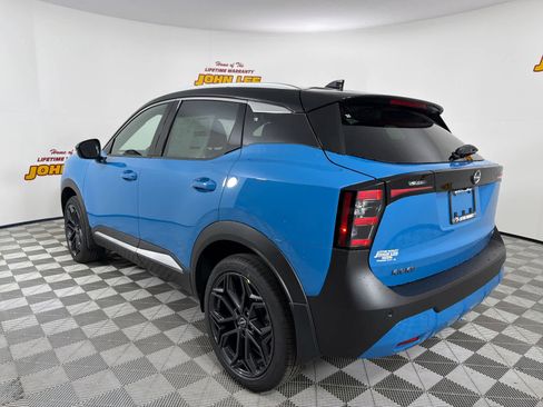 New 2026 Nissan Kicks SR w/ SR Premium Package image 3