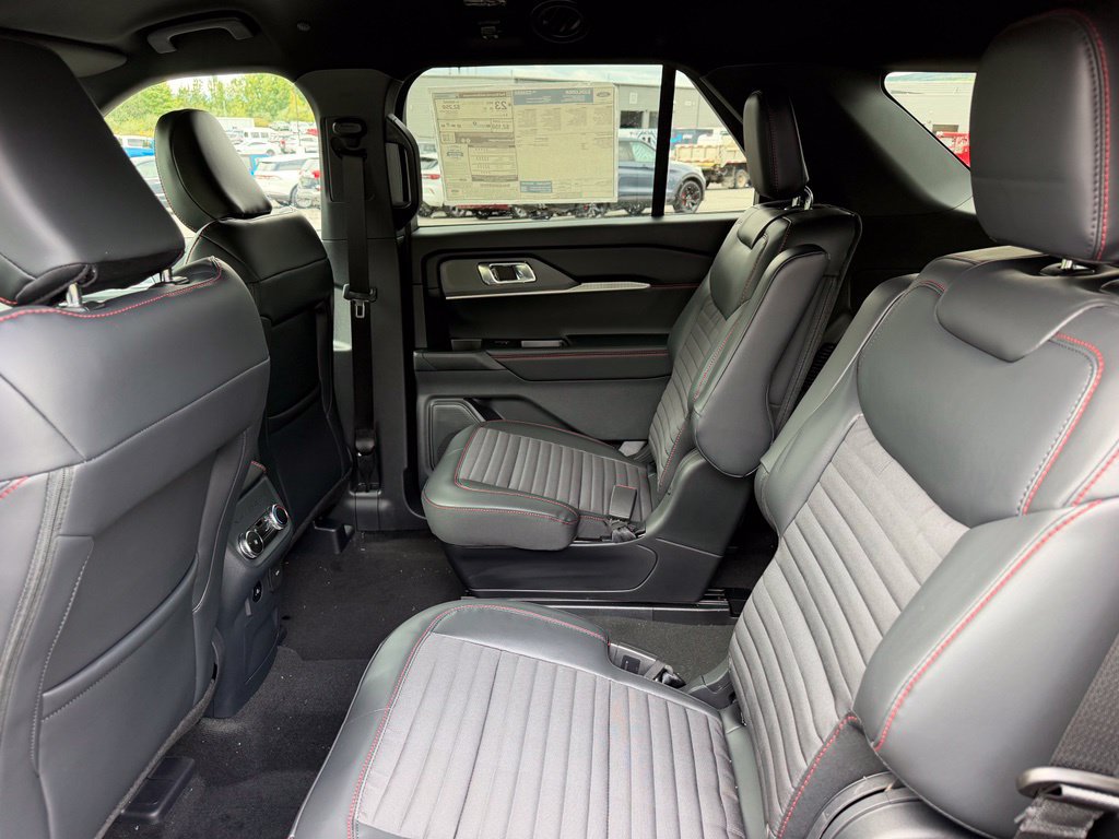 New 2026 Ford Explorer ST-Line AWD/4WD image 7