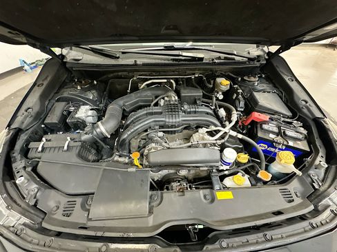 Used 2018 Subaru Crosstrek 2.0i Premium AWD/4WD image 33