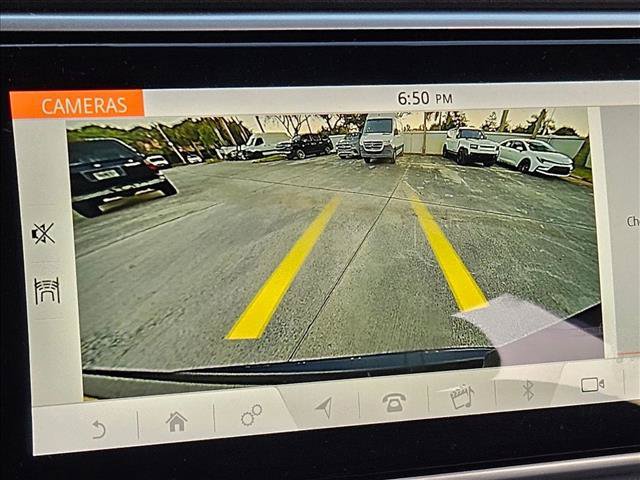 Used 2020 Land Rover Range Rover HSE AWD/4WD image 12