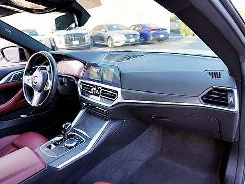 Used 2023 BMW 430i Coupe w/ M Sport Package image 11