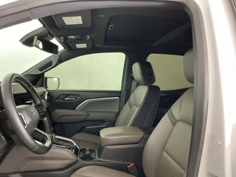 Used 2023 Chevrolet Colorado ZR2 w/ Desert Boss Special Edition AWD/4WD image 15