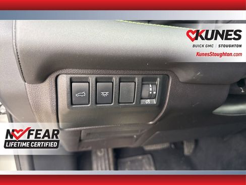 Used 2023 Subaru Ascent Onyx Edition Limited image 23