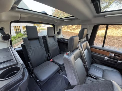 Used 2016 Land Rover LR4 HSE LUX image 38