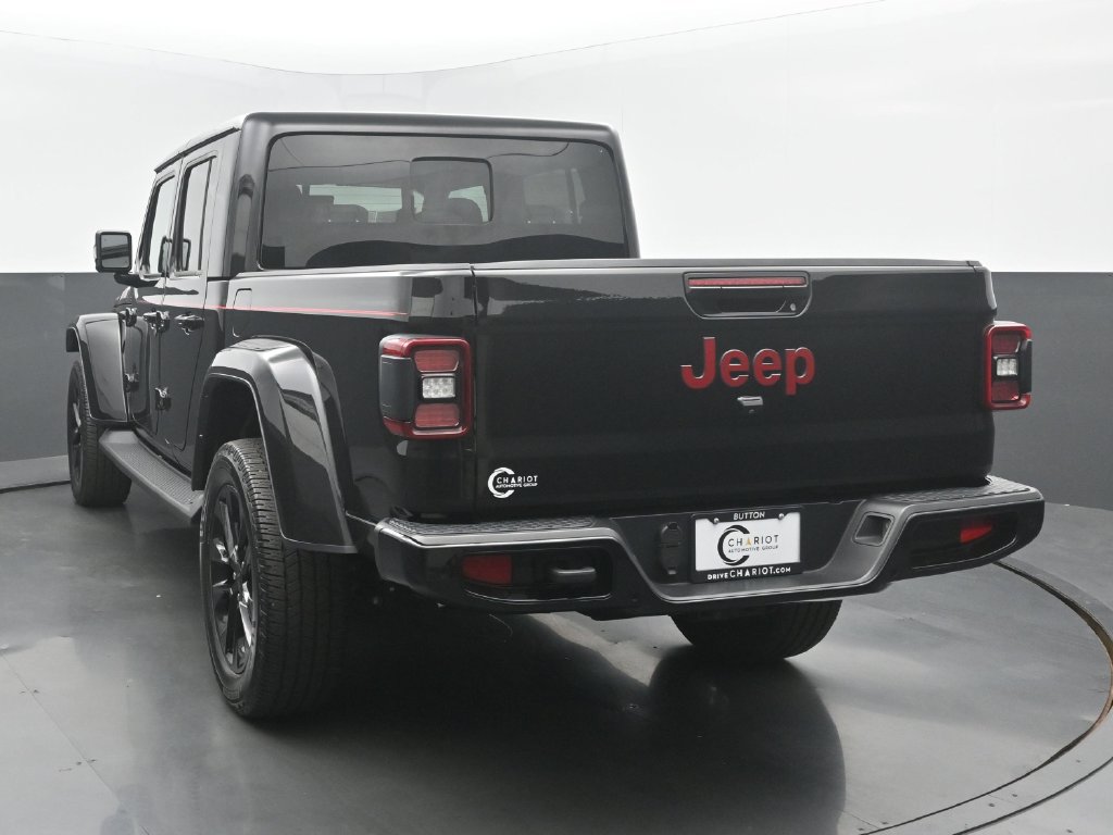 Used 2023 Jeep Gladiator Overland AWD/4WD image 4