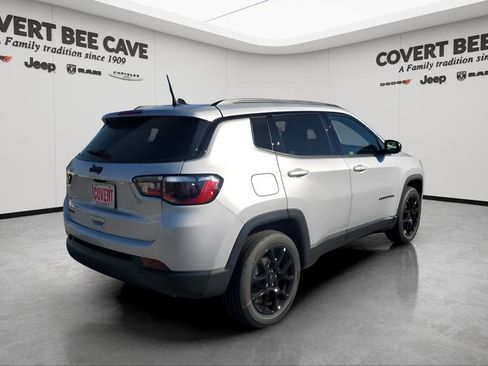 New 2026 Jeep Compass Latitude w/ Quick Order Package 29K image 9