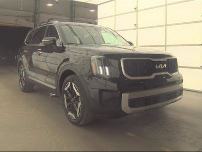 Used 2025 Kia Telluride S