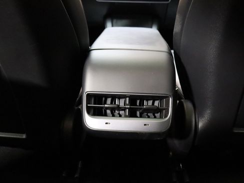 Used 2023 Tesla Model 3 Standard Range RWD image 40