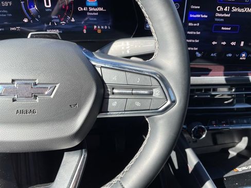 Used 2024 Chevrolet Traverse Z71 w/ Enhanced Driving Package image 18