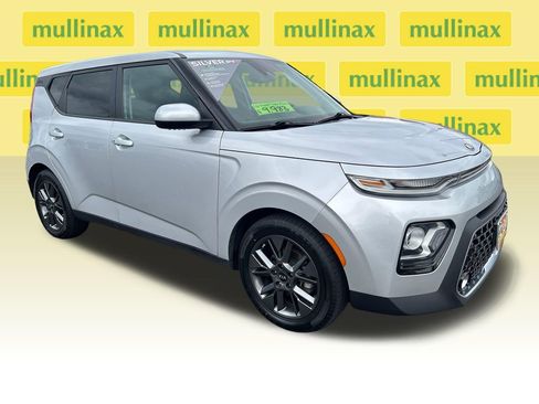 Used 2020 Kia Soul EX FWD image 1